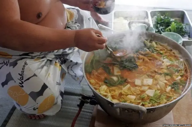 सुमोचं जेवण