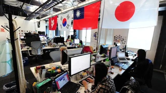 Офис команды Facebook User Operations в штаб-квартире компании, Калифорния, 15 мая 2012 года.