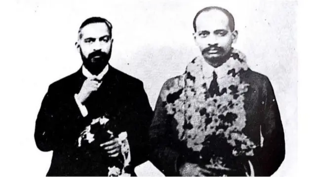 સરદાર પટેલ એક સમર્પિત જીવન પુસ્તકમાંથી સરદાર પટેલ અને વિઠ્ઠલભાઈની તસવીર