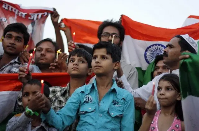 கறுப்பு பணத்தை இந்தியா கொண்டுவரக் கோரி நடந்த போராட்டம்