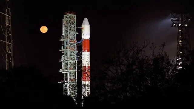 સેટેલાઇટ લૉન્ચ થતી તસવીર