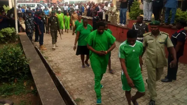 Woli babatunde Alfa de si ile ẹjọ