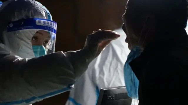 చైనాలో మరో నగరంలో లాక్‌డౌన్