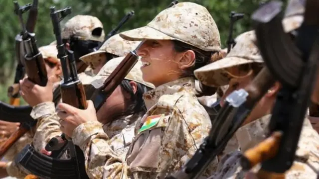 Mujeres peshmerga