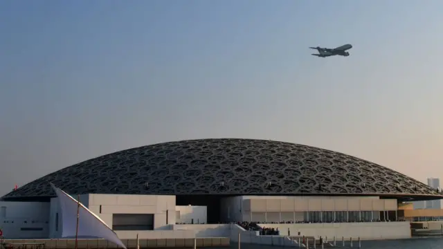 лувр абу-дабі