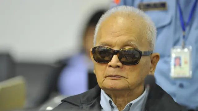 นายนวน เจีย