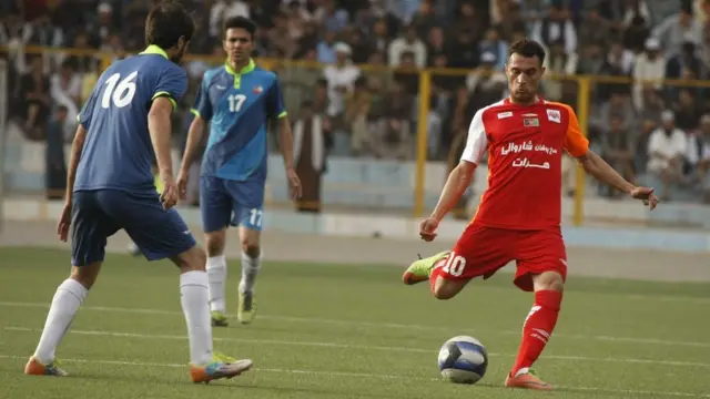 رقابت های فوتبال جام سبز با حضور تیم‌های ایرانی در هرات آغاز شد