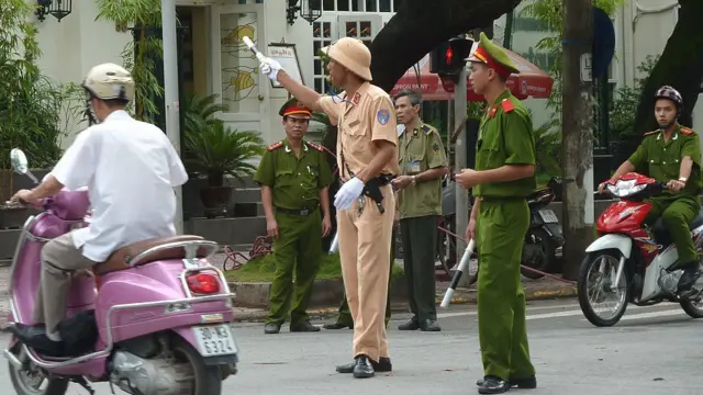 chính trị Việt Nam