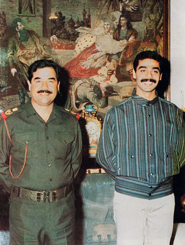 सद्दाम हुसैन मुलगा उद्य सोबत