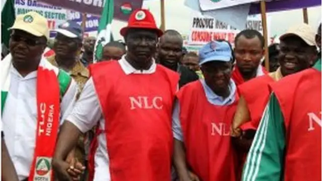 Awọn osisẹ n se iwọde