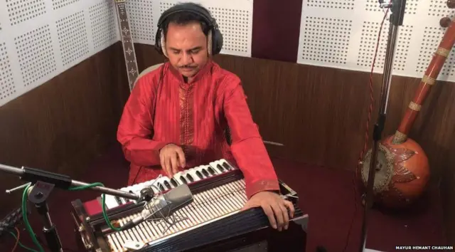 હેમંત ચૌહાણની તસવીર