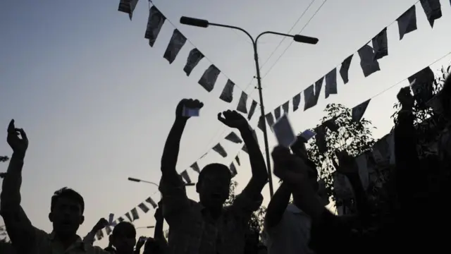 নির্বাচনী প্রচার শুরু হবার পর থেকেই সহিংসতার খবর আসছে।