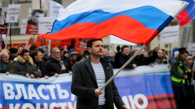 Илья Яшин на Марше памяти Бориса Немцова. Февраль 2020 г.