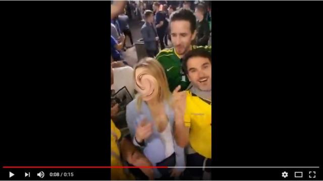 Torcedores incitando russa a falar frasesslots a 1 centimocunho sexual