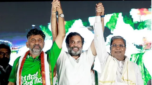 भारत जोड़ो यात्रा के दौरान राहुल गांधी के साथ डीके शिवकुमार और सिद्धारमैया