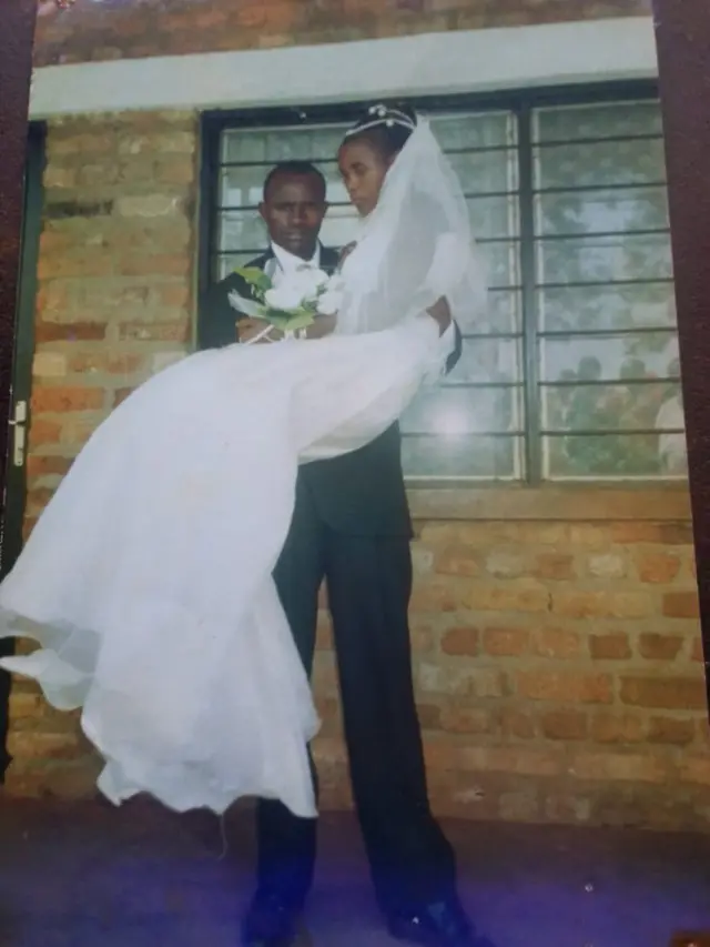 Harusi ya Donata na Alfred-hapo chini wako tu katika maisha yao ya mapenzi na raha