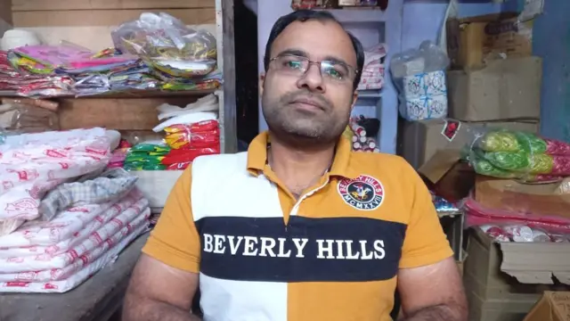 व्यापारी विजय मित्तल का परिवार सूरत से कैराना लौटा