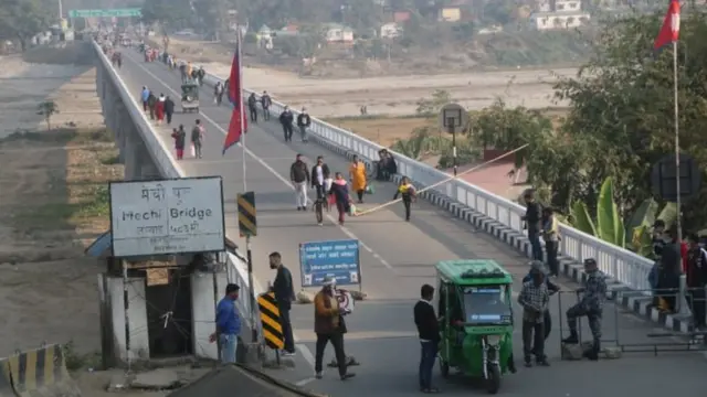 मेची पुल