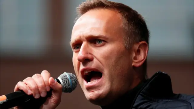 Олексія Навального спочатку отруїли, а потім посадили