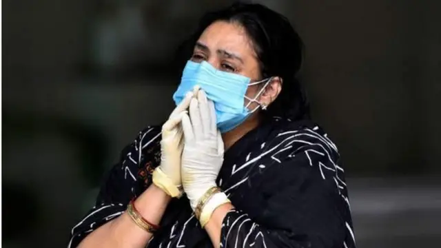 ఆగ్రా ఆస్పత్రిలో ఆక్సిజన్ సంక్షోభం