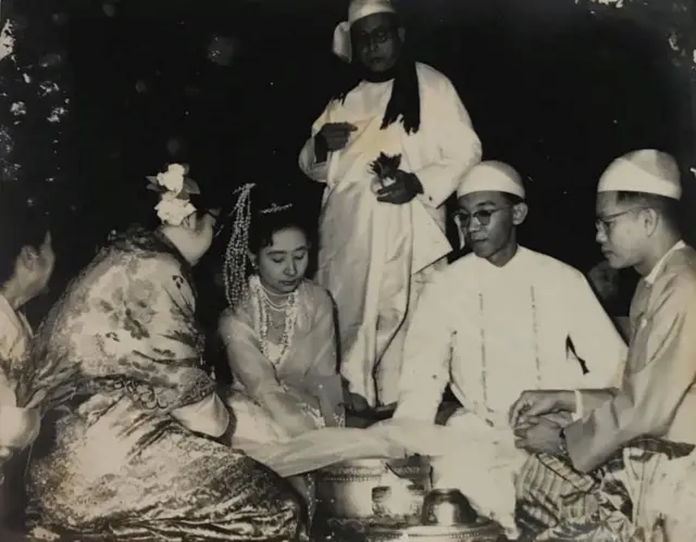 ထိပ်တင်ကိုယ်တော်စိုးရဲ့မြေးတော်နဲ့ လက်ထပ်