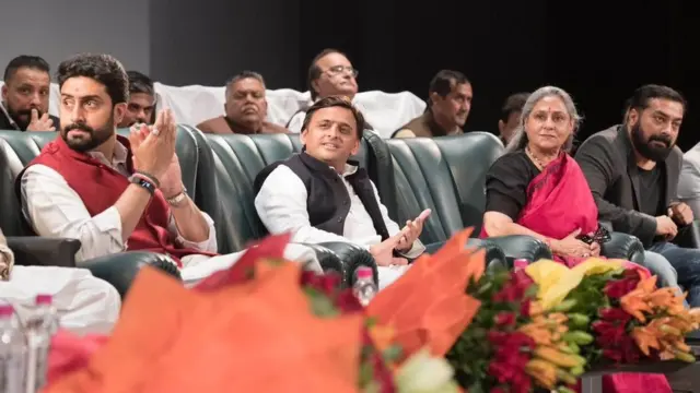 अखिलेश यादव