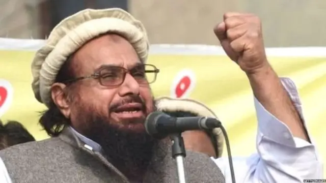 இம்ரான் கான்: பாகிஸ்தானின் அப்பட்டமான உண்மைகளை எதிர்கொண்ட ஓராண்டு காலம்