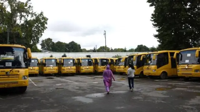 બંધ શાળાઓ