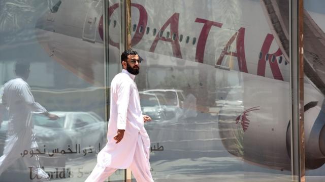 Arabia Saudita y otros cinco países árabes cortaron relaciones diplomáticas con Qatar.