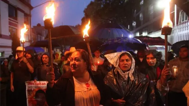 Existe una polémica en el país en torno a la regulación del uso de las fuerzas de seguridad en las manifestaciones.