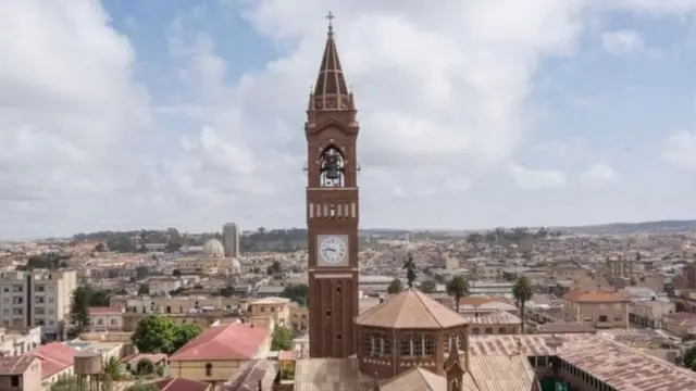 Dabayaaqadii Isbuuca ayaa lasoo tabiyay in gantaallo laga tuuray gobolka Tigray lala beegsaday magaalada Asmara