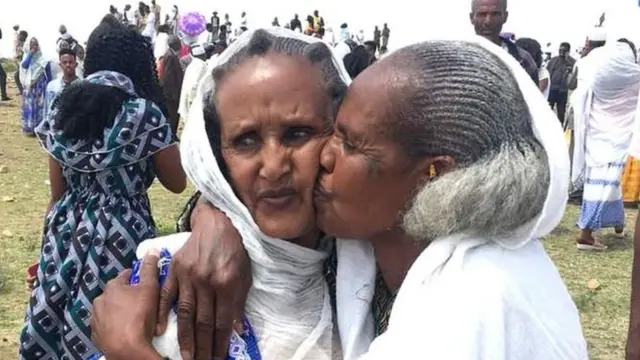 ድሕሪ ናይ ክልተ ሳምንቲ ስቕታ ግን፡ ብ20 ሰነ 2018 ህዝብታት ክልቲኡ ዝተሓጎሰሉ ብስራት ሰላም ሃንደበት ነፊሱ።