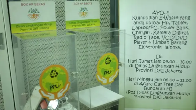 Tempat sampah elektronik yang ditempatkan di beberapa titik di Jakarta