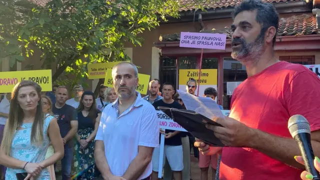 Protest ispred Paunove