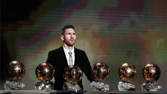 Lionel Messi con sus seis Balón de Oro