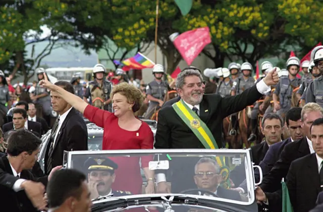 Lula e Marisa Letícia na posse presidencial,sv slot2003