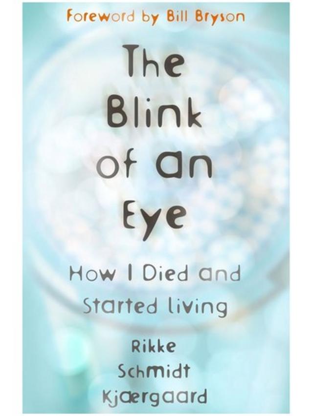 Tapa del libro "En un abrir y cerrar de ojos: cómo morí y empecé a vivir".