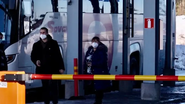 ሩሲያውያንን ያሳፈረ አውቶብስ በፊንላንድ ድንበር