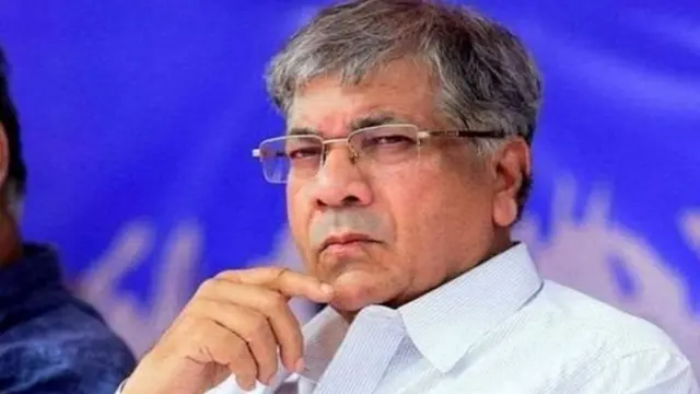 प्रकाश आंबेडकर