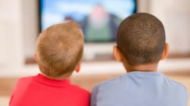 يمكن أن تؤدي مشاهدة مضامين تليفزيونية ملائمة إلى إفادة الأطفال ممن هم أكبر من سن الثانية من العمر