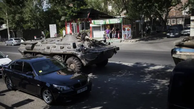 Захват полицейского участка в Ереване