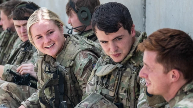 లూసీ చాటన్