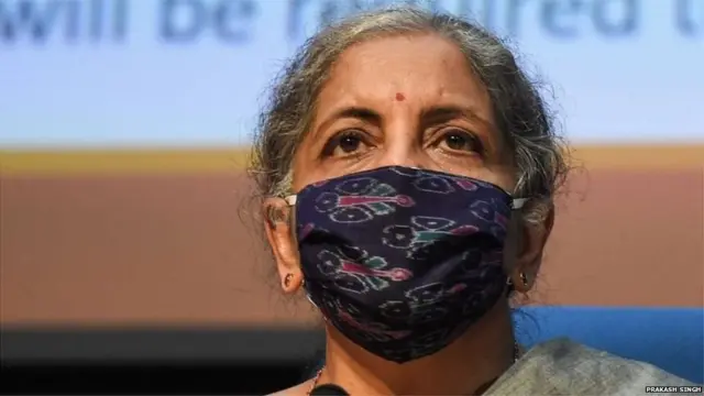 केंद्रीय अर्थमंत्री निर्मला सीतारामण यांच्या उपस्थितीत भाजपनं बिहार निवडणुकीच्या जाहीरनाम्याची घोषणा केली.