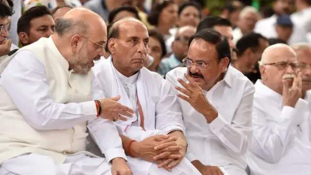 अमित शाह को क्यों है वेंकैया नायडू से शिकायत