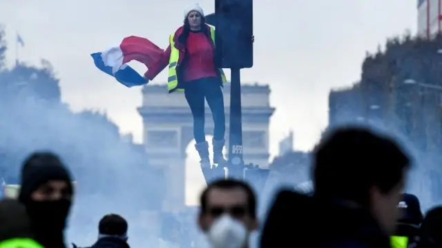 Протестующие в Париже