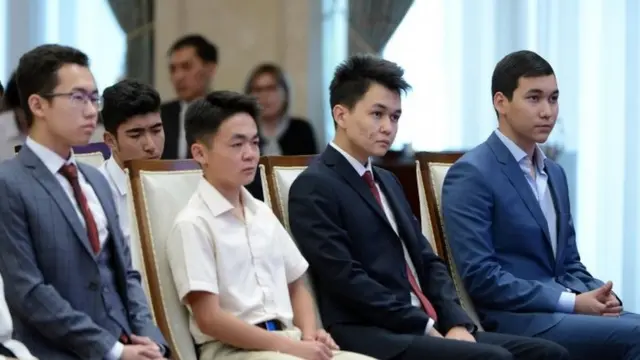 Келечекте программист болууну кыялданган Бексултан Исаев.