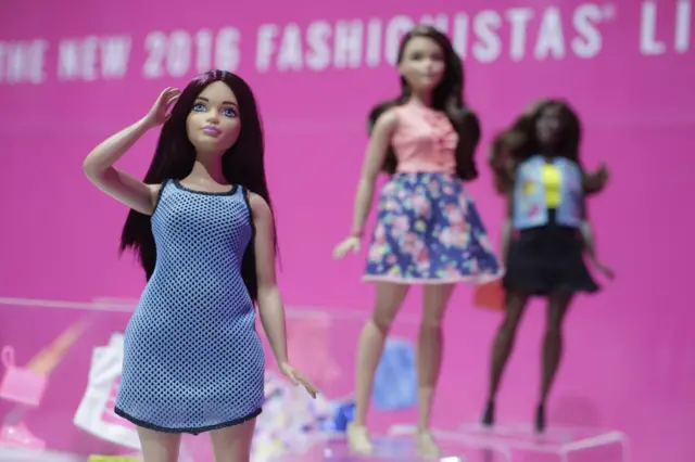 Barbie doll height cm online