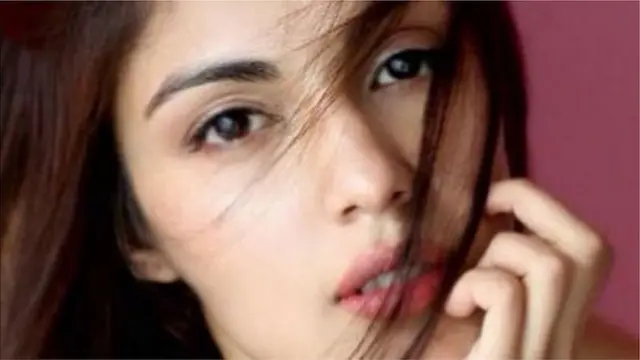 रिया चक्रवर्ती