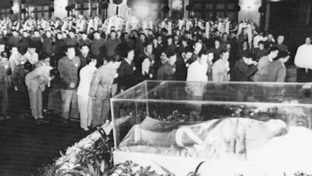 Lễ quốc tang của Mao Trạch Đông, Chủ tịch Đảng Cộng sản Trung Quốc năm 1976