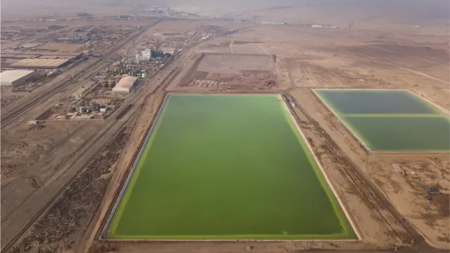 Foto área mostra grandes áreas, com aparênciabrazino777 joga e ganhapiscina,brazino777 joga e ganhameio a regiãobrazino777 joga e ganhaaparência seca e arenosa